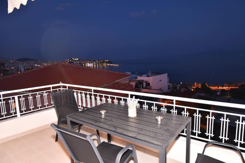 Blue Memories Apartment Кавала Екстериор снимка